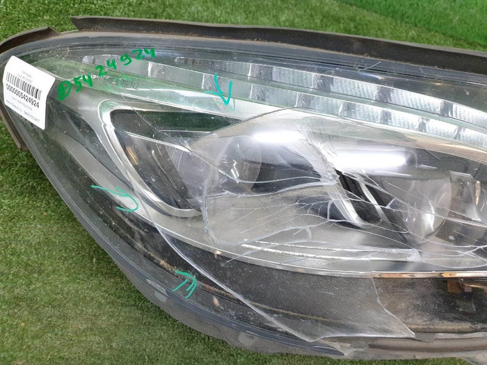 Битая Фара правая Mercedes S W222 (2013-2017) LED
