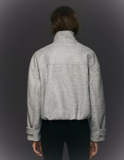 BERSHKA Мягкая куртка на молнии, серый