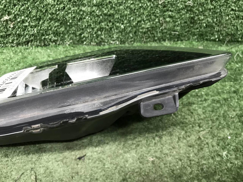 ПТФ левая Volvo XC60 2 (2017-2021) LED