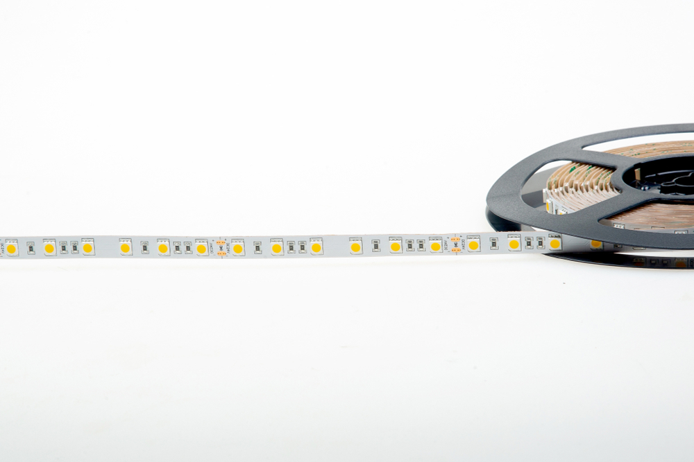 Лента светодиодная SMD нейтральная DC24V 14, 4W/m 4000K 1480Lm/m 60д/м CRI>85 IP20,  упаковка 5 метров,  ширина 10мм,  высота 2мм,  самоклейкая