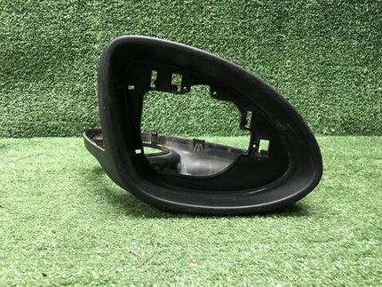 Накладка зеркала правая Porsche Cayenne 958 10-18