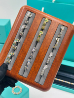 Серьги Tiffany & Co.