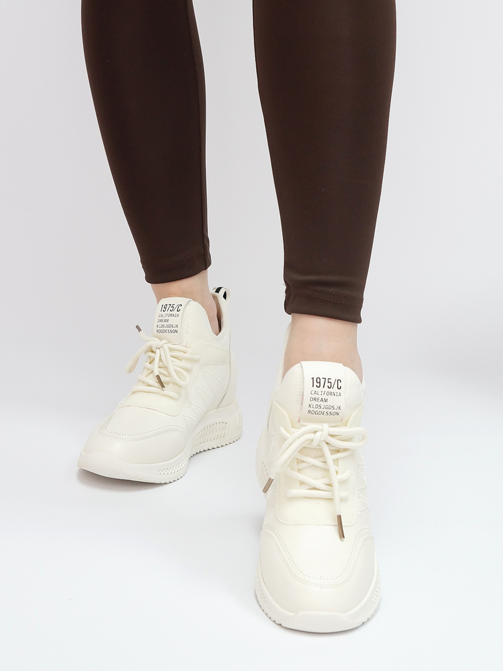 Кроссовки женские демисезонные