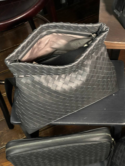 Сумка-мессенджер Bottega Veneta