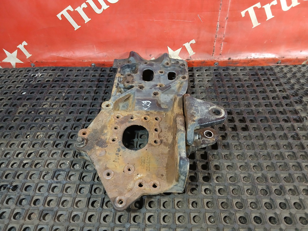 Кронштейн рессоры передней левый