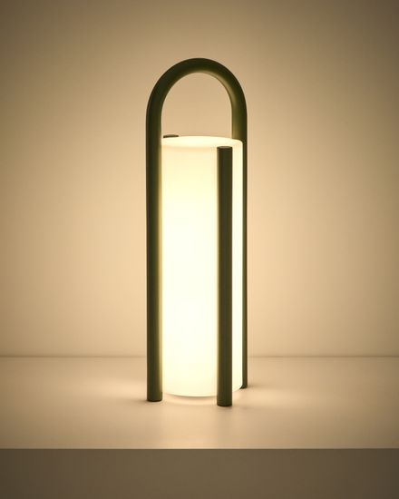 Большая портативная настольная лампа Leros из полиэтилена и стали зеленого цвета