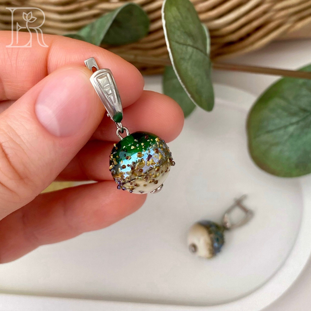 LEFIREL' Серьги серебряные женские "Леола" с бусинами из муранского стекла / ювелирные украшения из родированного серебра 925