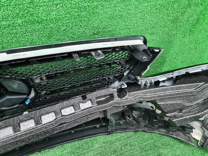 Бампер передний Mercedes E W213 16-21 AMG В сборе