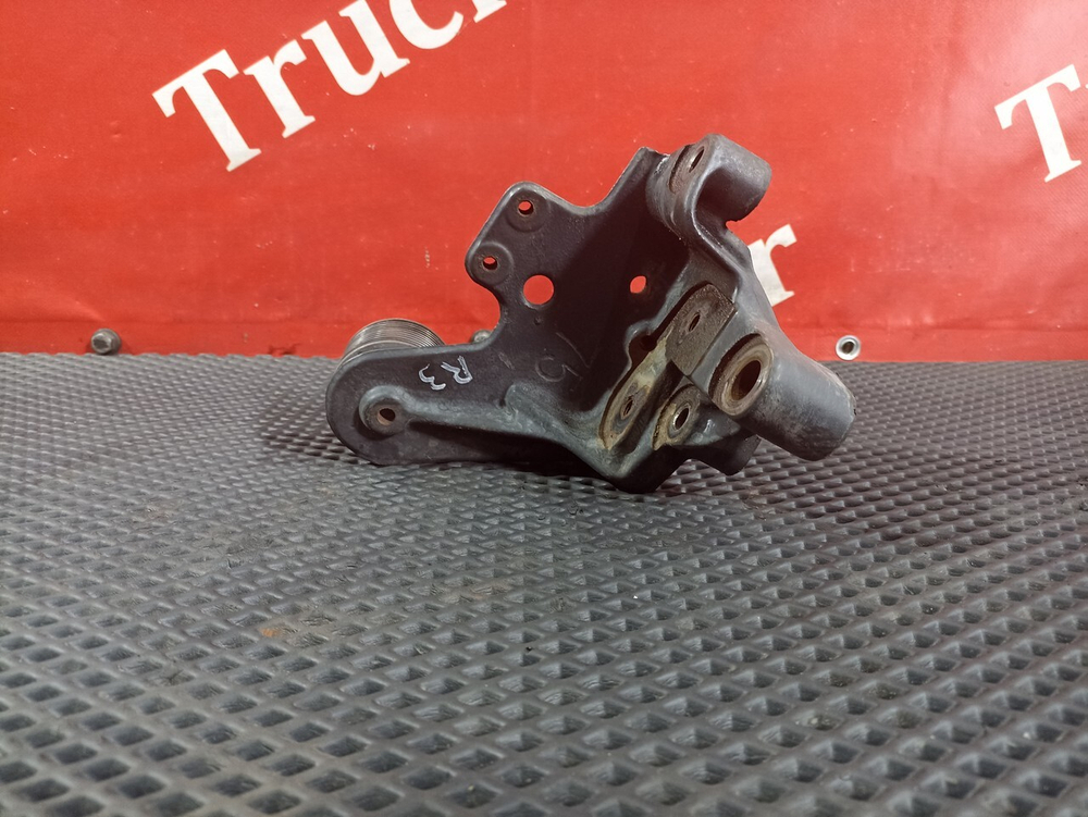 Кронштейн ролика