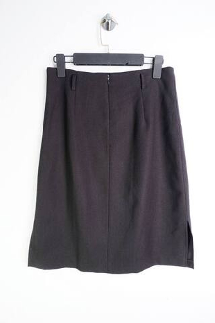 Юбка сдержанного стиля, визуально на 46 размер