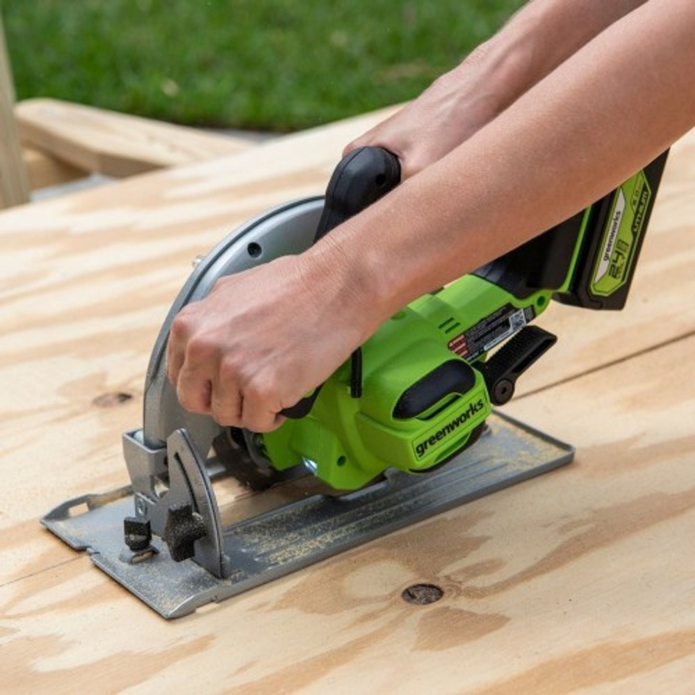 Пила циркулярная аккумуляторная GREENWORKS GD24CS 24V, АКБ 4Ач и ЗУ 1500907CUB
