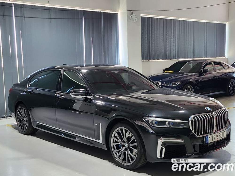 BMW 7 Series (G11) 740Li xDrive M Sports (05.2020)
