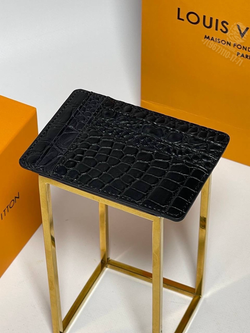 Картхолдер Louis Vuitton из кожи крокодила