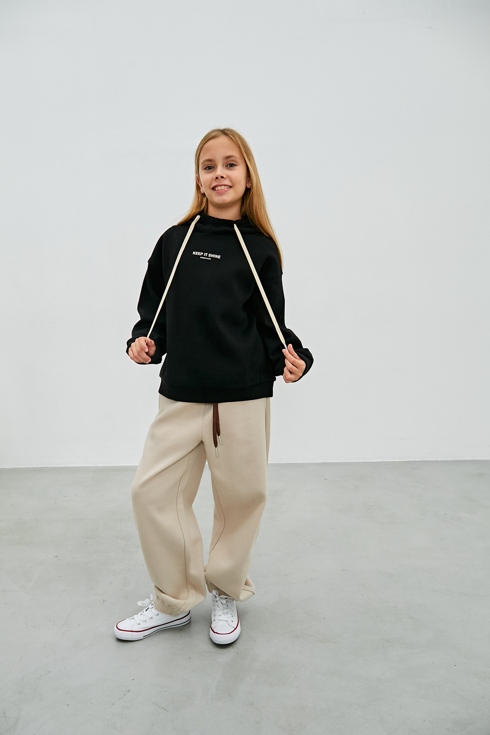 Худи уни DELORAS 22381