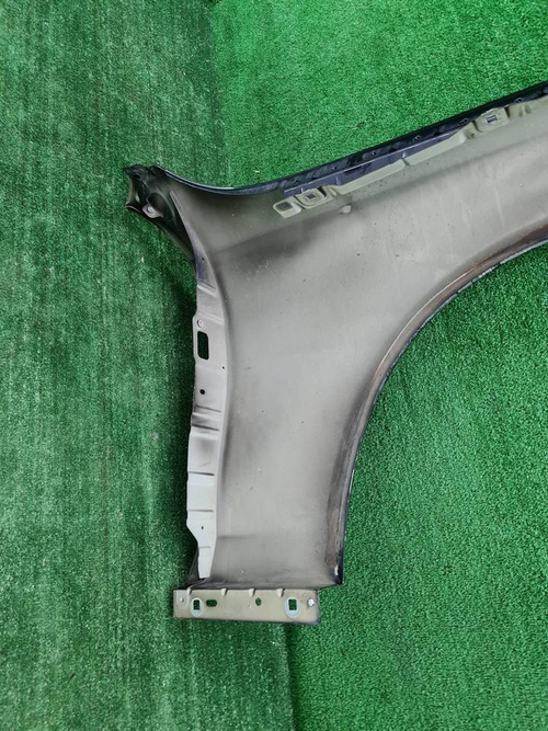 Крыло переднее левое Mercedes E W213 (2016-2023)