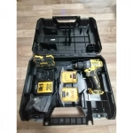 Дрель-шуруповерт бесщеточная аккумуляторная DeWalt DCD701D2-QW