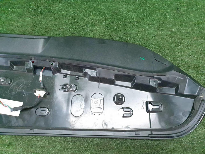 Спойлер крышки багажника Audi Q5 2 80A (2017-н.в.)