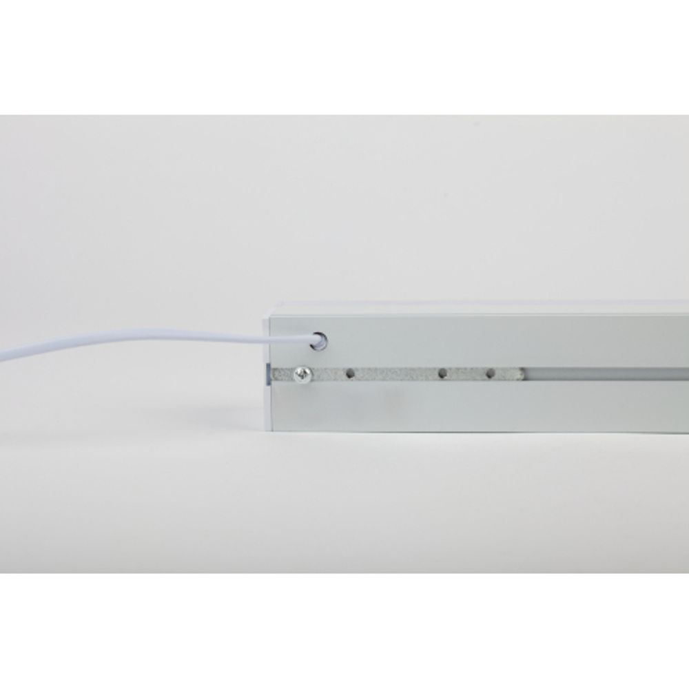 Линейный светодиодный светильник ЭРА SML-10-WB-40K-W48 48Вт 4000K 5500Лм 1180x70x55 белый подвесной