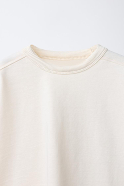 ZARA КОМПЛЕКТ ИЗ ФУТБОЛКИ И БРЮК КЮЛОТ HEAVY WEIGHT С ДЕКОРАТИВНЫМИ ШВАМИ, ЭКРЮ