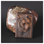 Кожаная обложка на паспорт «Медведь»