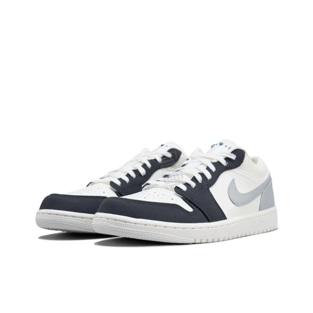 Мужские кроссовки Air Jordan 1 Low 'Sail Light Smoke Grey Mint Foam' IO2242-101
