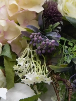 Настенная композиция с цветами в раме 65*28 см