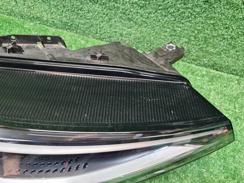 Фара правая VW ID.4 (2020-н.в.) LED
