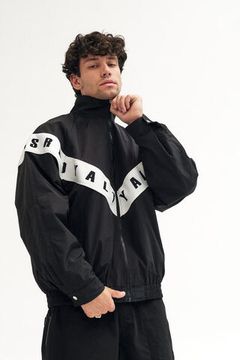 Как носить винтажные ветровки в стиле NILETTO