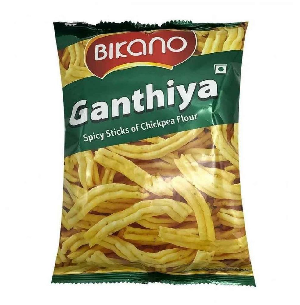 Закуска индийская Bikano из нутовой муки Ganthiya 200 г