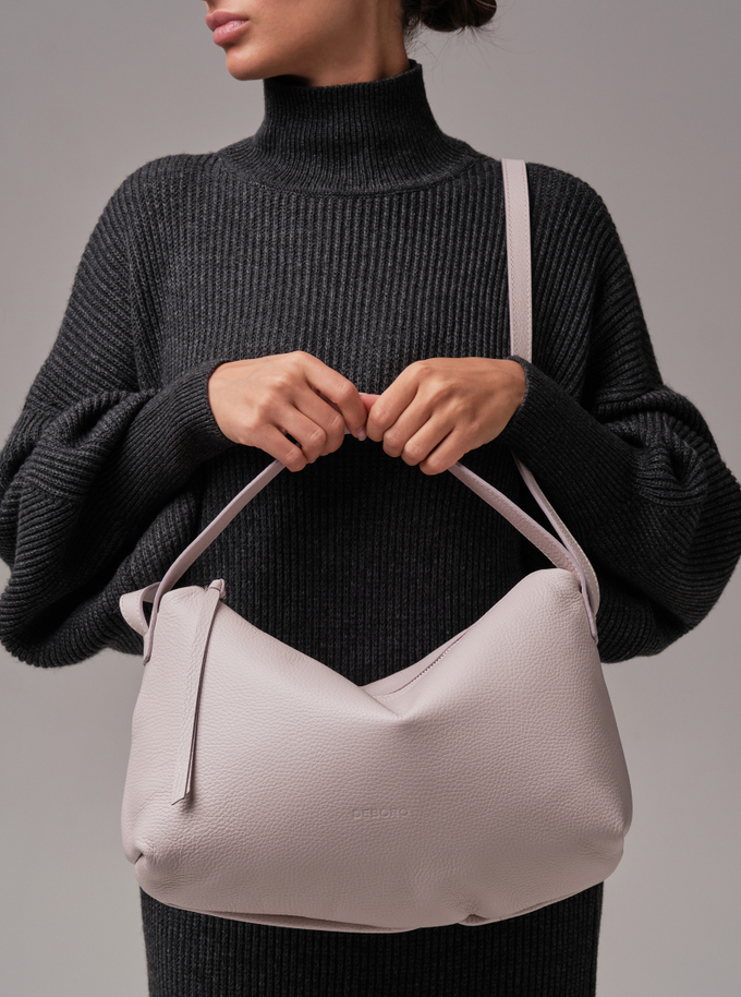 Сумка кожаная на плечо багет светло-розовая