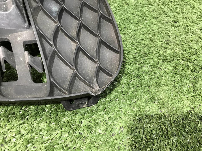 Решетка переднего бампера правая Mercedes GLE c292 (2015-2019)