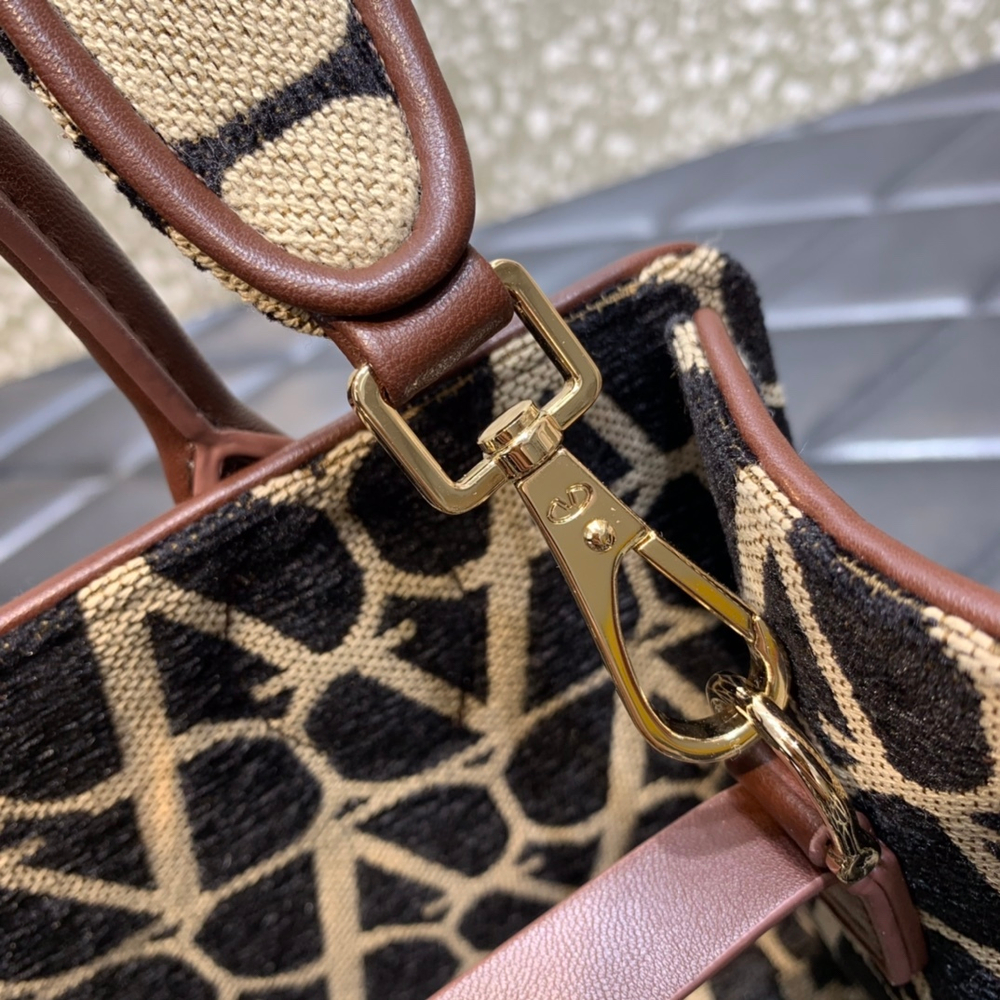 Valentino Le Troisieme Toile Bag 28 cm
