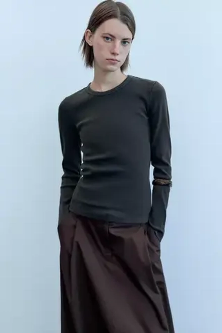 ZARA ФУТБОЛКА ИЗ ТКАНИ С ЭФФЕКТОМ ПОТЕРТОСТИ В РУБЧИК И ДЛИННЫМИ РУКАВАМИ, ТЕМНО-СЕРЫЙ