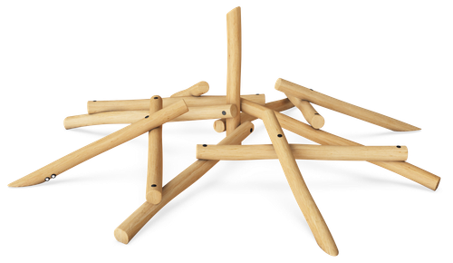 Пирамида из деревянных балок