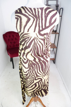 Платье Zolla для смелого образа, маркировка L, визуально на 48 размер