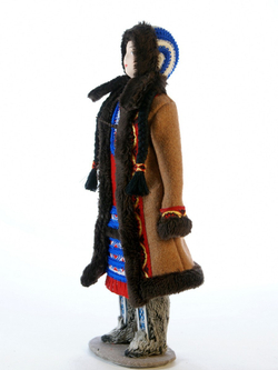 Кукла коллекционная Эвенки в женском костюме