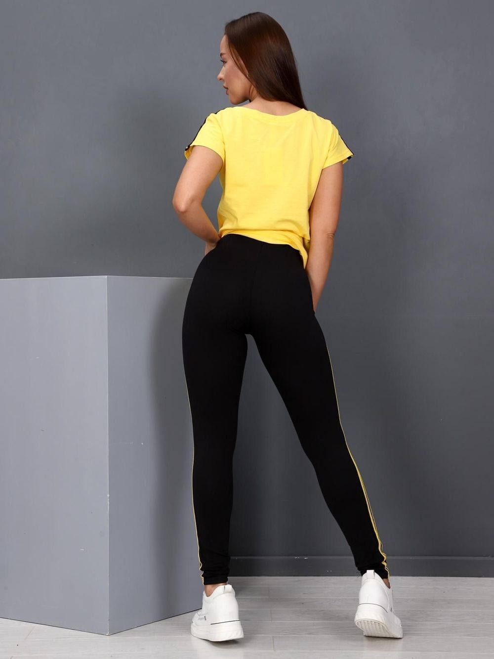 Аэробика - костюм желтый Iv-capriz (Акция)