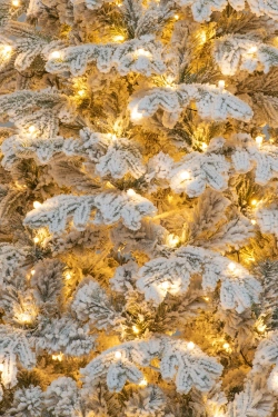 Искусственная елка Аляска заснеженная 180 см., 310 теплых белых LED ламп, литая+пвх, ЕлкиТорг (149180)