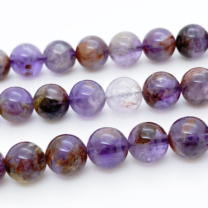Аметист с включениями бусины ("Ауралит"), диаметр 9,7-9,8 мм, цена за 9-10 шт (1/4 нити)