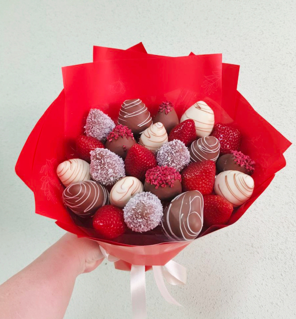 Букет из клубники в шоколаде " Весеннее настроение"