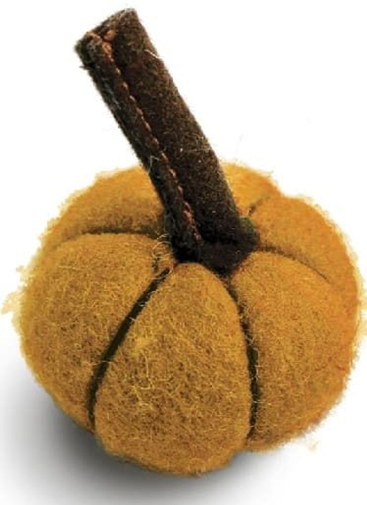 Игрушка (Triol) для кошек из войлока "Тыковка", 5,5см Игрушка (Triol) для кошек из войлока "Тыковка", 5,5см