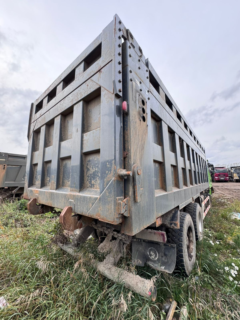 Shacman (Shaanxi) SX* 8x4 Самосвал SX331863366 (Дизельный, 12,5 л, 544 л.с., МТ)