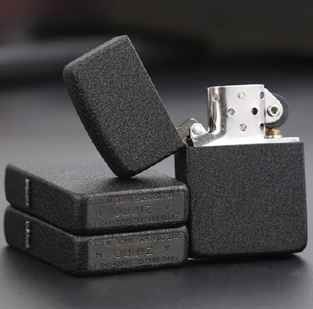 Зажигалка черная матовая Zippo с покрытием Black Crackle