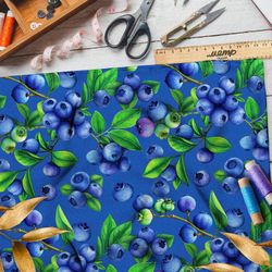 Ткань поплин спелая черника на синем фоне