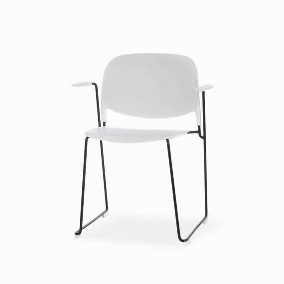 Стул штабелируемый Stacks с подлокотниками белый