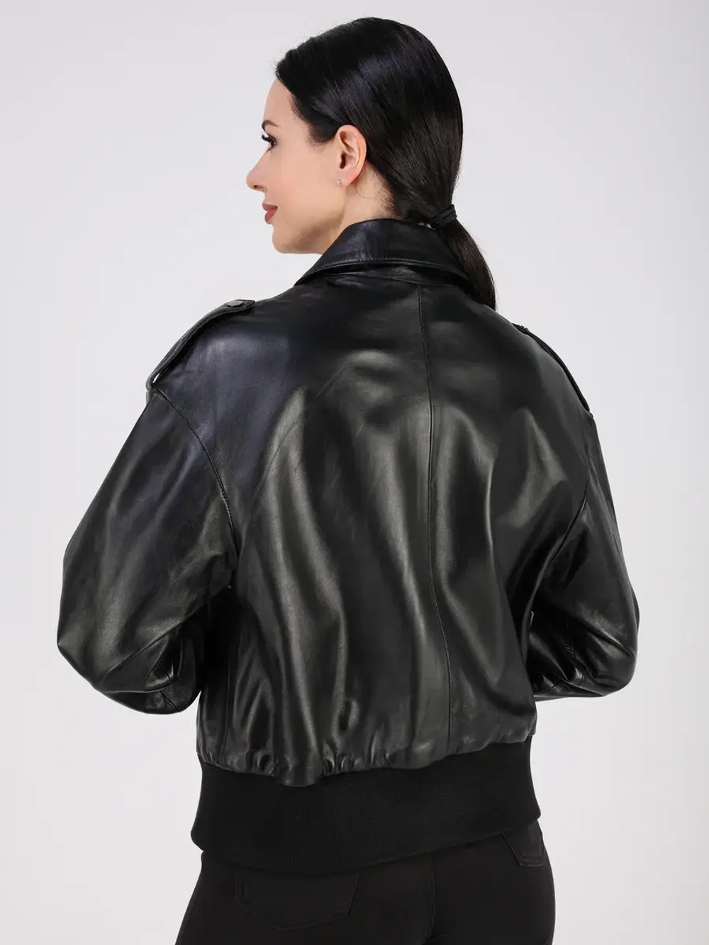 Кожаная куртка демисезонная