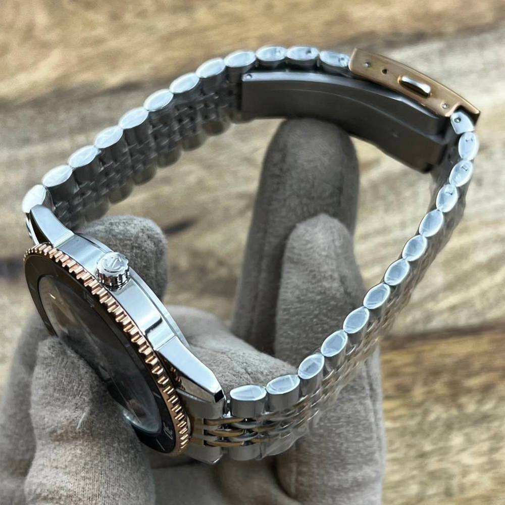 Часы Rado