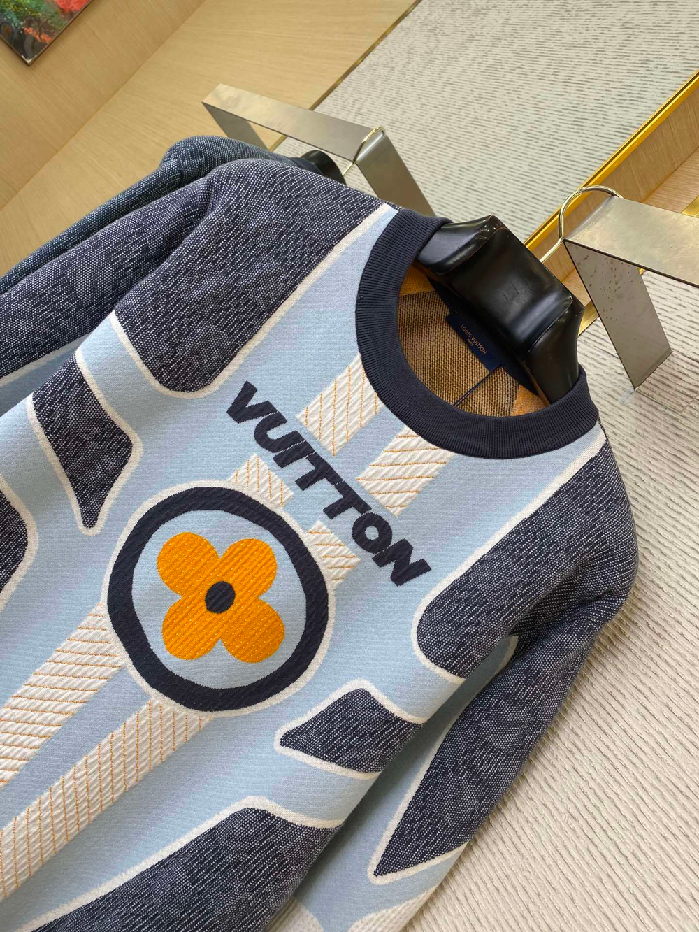 Louis Vuitton Sweatshirt