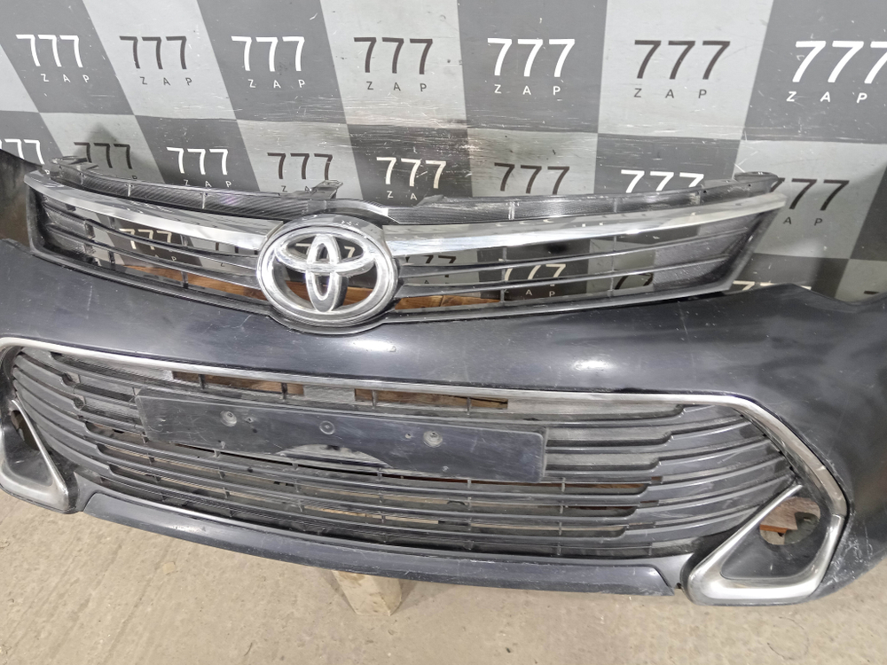 Бампер передний Toyota Camry (XV50) 14-17 Б/У Оригинал 521190X911