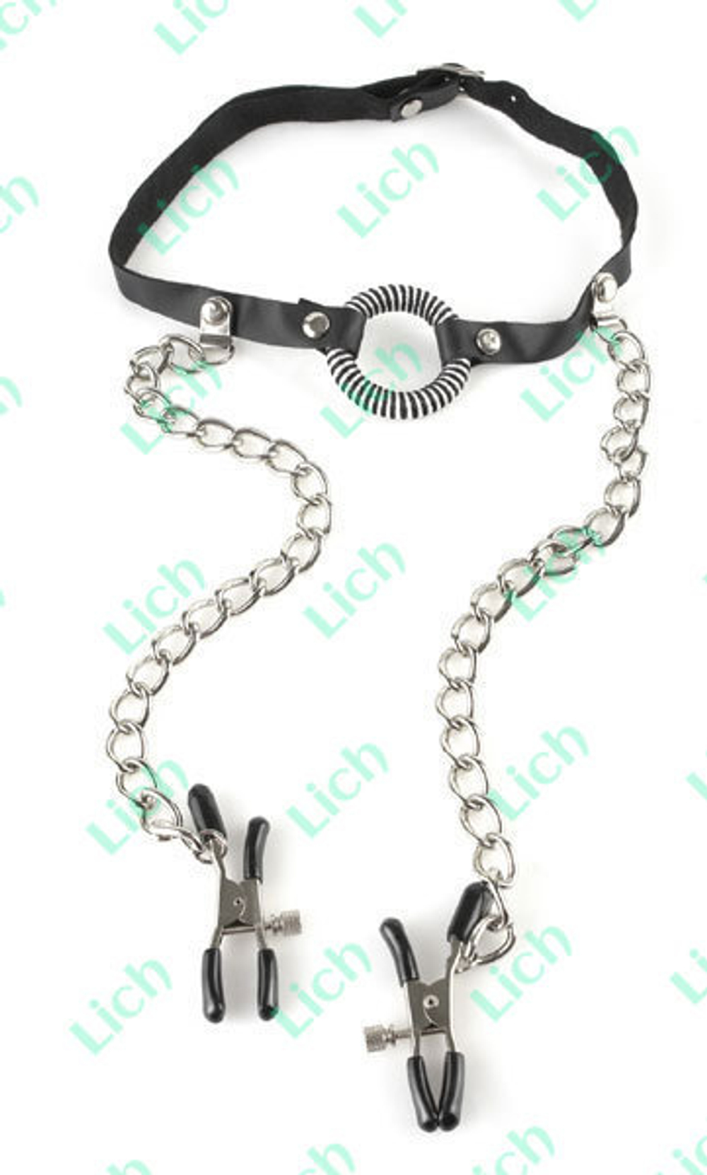 Кляп, соединенный цепочкой с клипсами для сосков